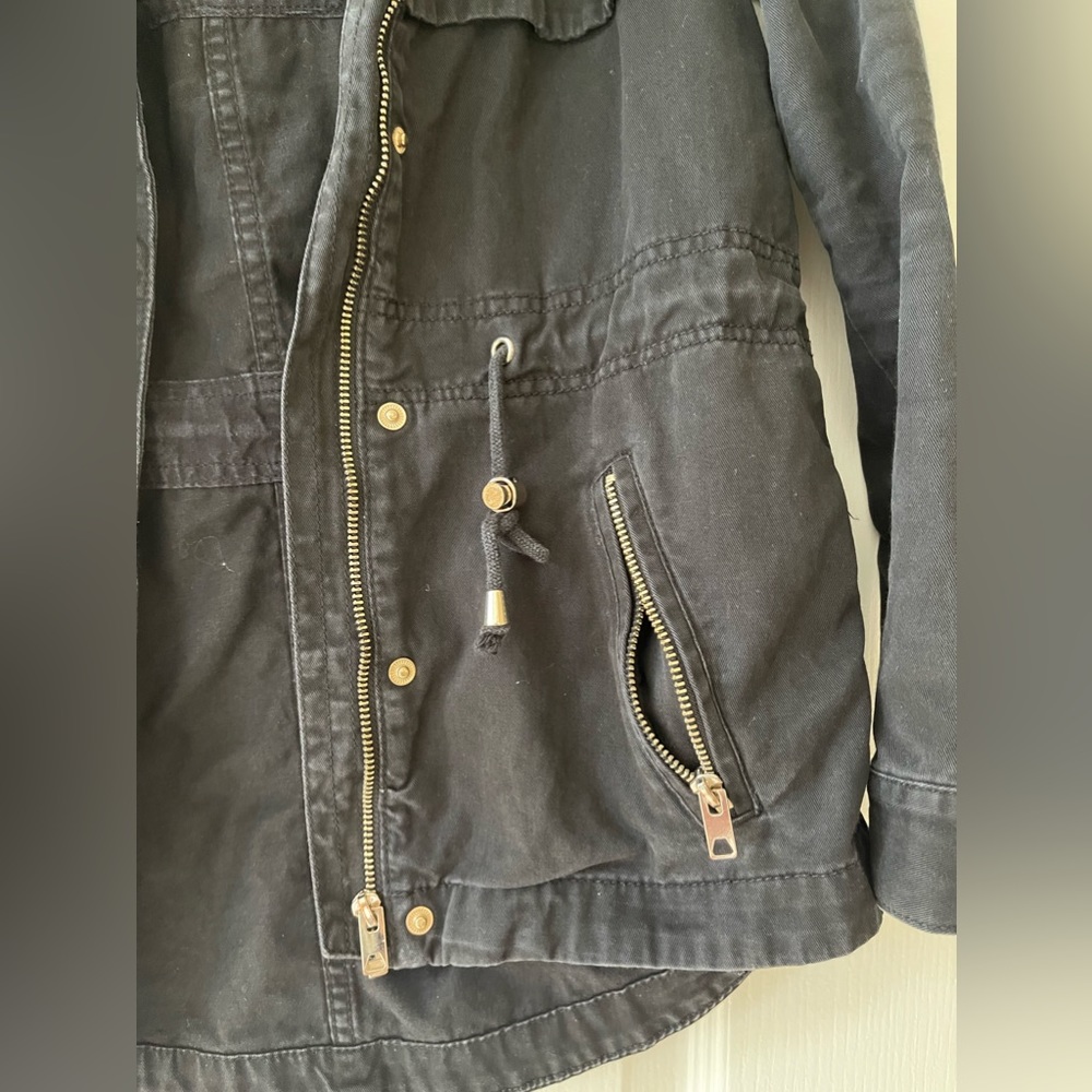 Black H&M jacket - Picture 5 of 11